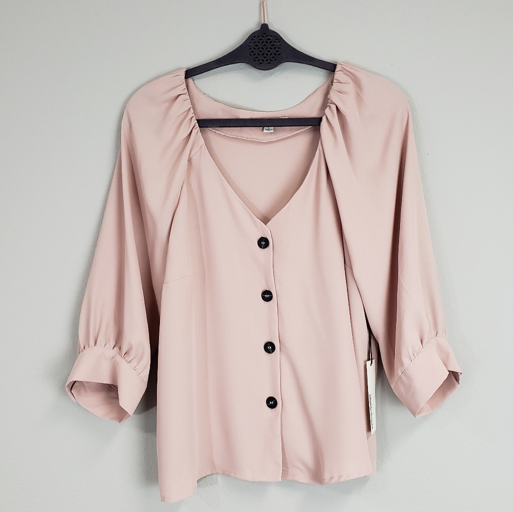 🚨👉 Buy 1 Get 1 🚨👉Haute Monde Ladys  Dressy Blouse